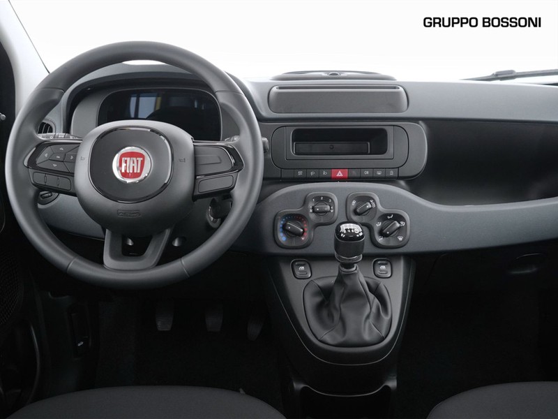 7 - Fiat Panda 1.0 firefly hybrid 70cv s&s