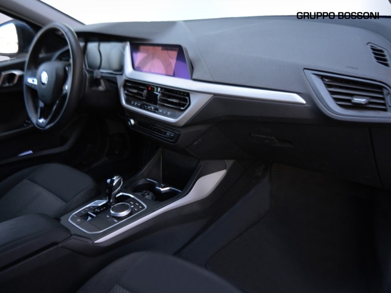 7 - BMW Serie 1 5 porte 116d scr business advantage dct