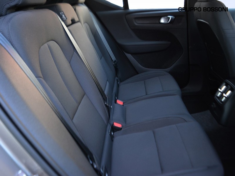 7 - Volvo XC40 1.5 t4 recharge plug-in-hybrid inscription expression geartronic my21