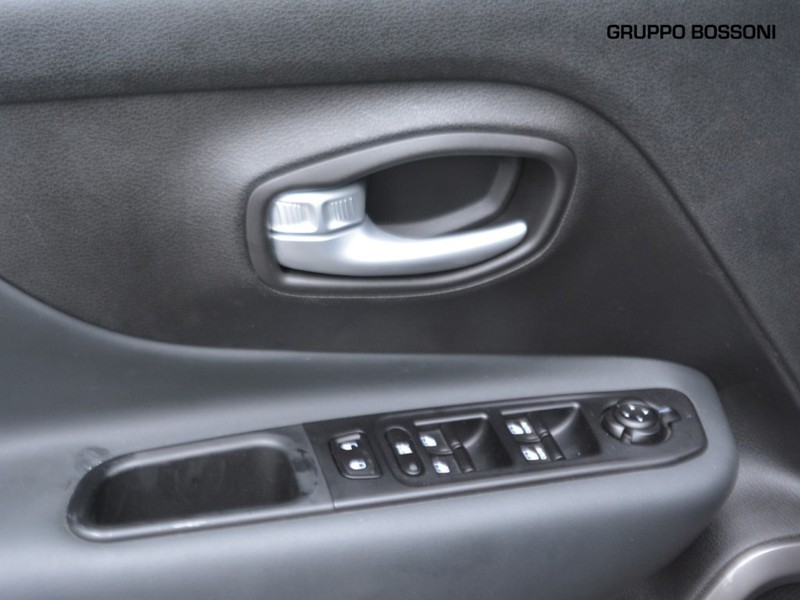 13 - Jeep Renegade 1.0 t3 limited 2wd