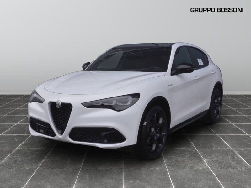 1 - Alfa Romeo Stelvio 2.2 turbo 210cv veloce q4 at8