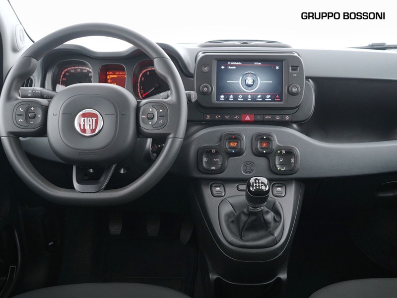 7 - Fiat Panda cross 1.0 firefly hybrid 70cv s&s 5p.ti