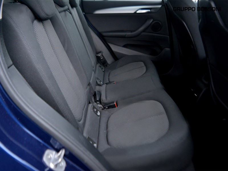 7 - BMW X1 18d sdrive advantage steptronic