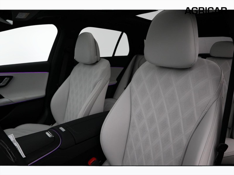 7 - Mercedes Classe E station wagon all-terrain 220 d premium 4matic 9g-tronic