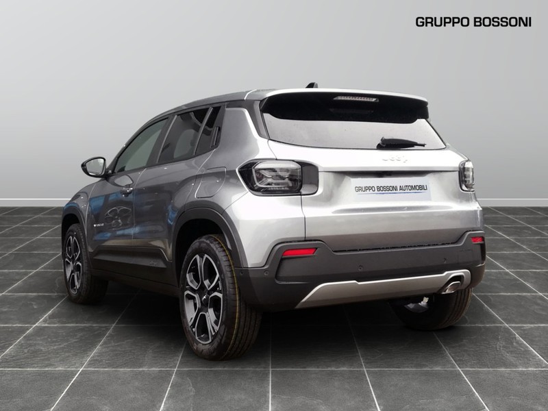 7 - Jeep Avenger 1.2 turbo e-hybrid mhev 110cv summit fwd edct6
