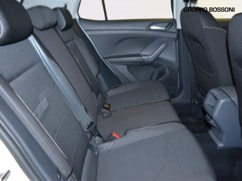 7 - Volkswagen T-Cross 1.0 tsi advanced dsg
