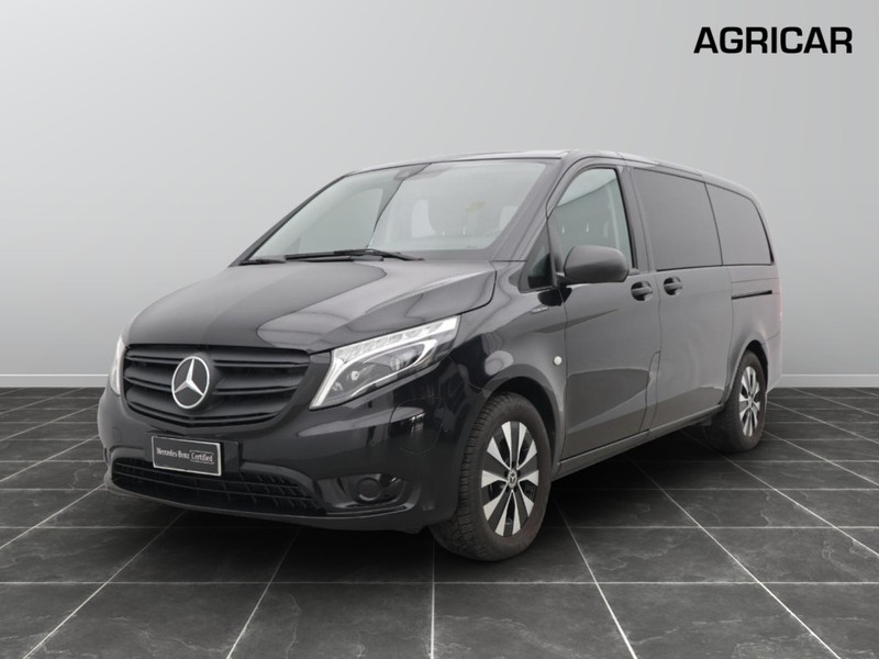 1 - Mercedes Vans Vito e129 tourer long 90kwh