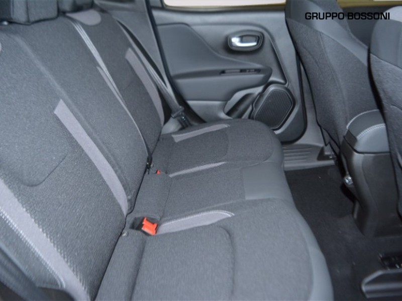 7 - Jeep Renegade 1.5 turbo t4 mhev 130cv limited 2wd dct