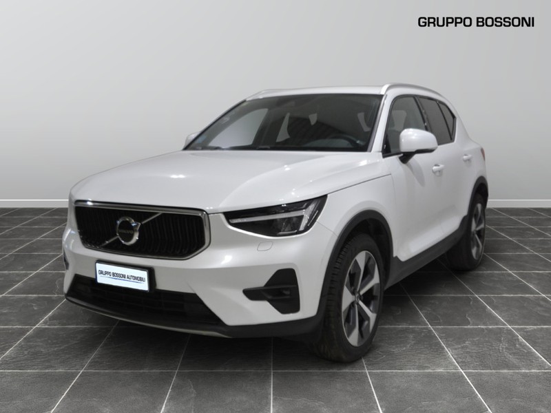 1 - Volvo XC40 1.5 t2 core automatico