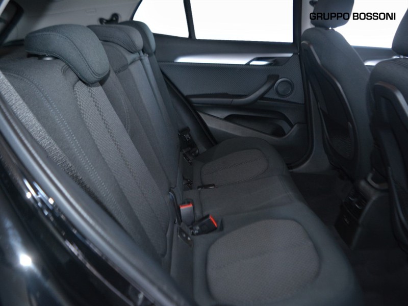 7 - BMW X2 18d scr sdrive business x steptronic