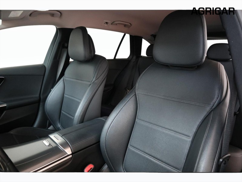 7 - Mercedes Classe C station wagon 220 d mild hybrid sport 9g-tronic