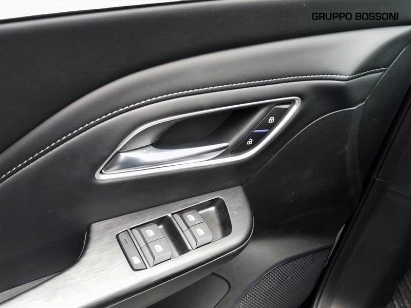 19 - Mg ZS 1.5 hybrid+ luxury auto