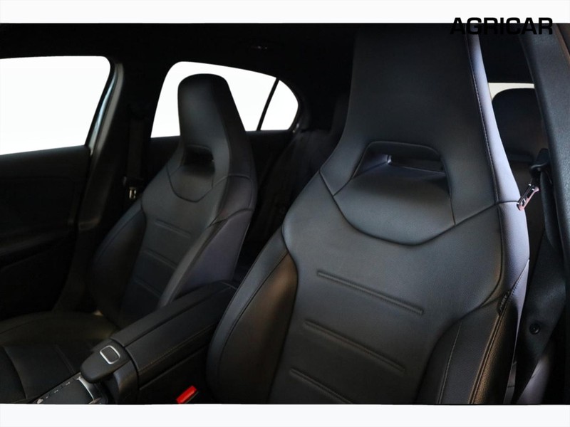 7 - Mercedes Classe A 200 sport