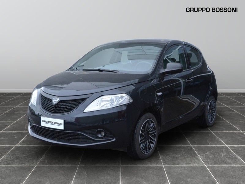 1 - Lancia Ypsilon 5 porte 1.2 69cv elefantino s&s