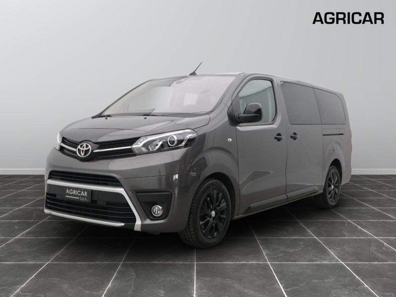 1 - Toyota Proace Verso Toyota 2.0d 180cv s&s black edition
