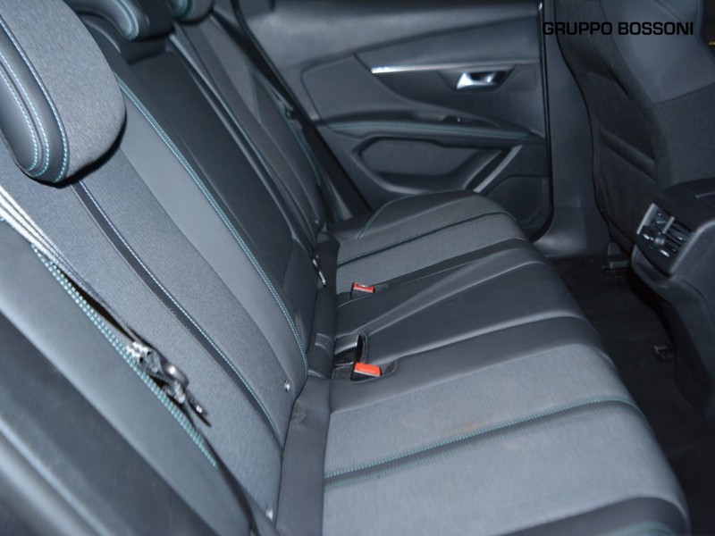 7 - Peugeot 3008 1.5 bluehdi allure pack eat8 s&s