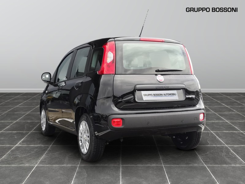 7 - Fiat Panda 1.0 firefly hybrid 70cv s&s