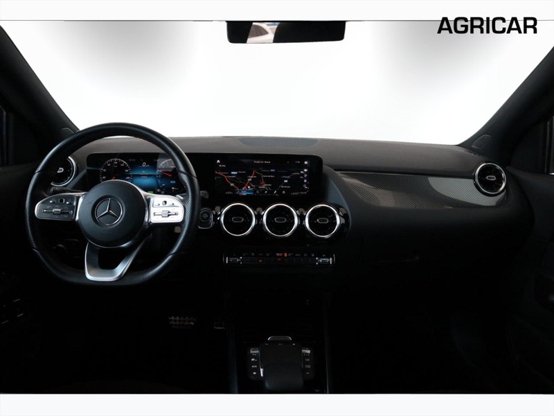 13 - Mercedes GLA 250 e plug in hybrid (e eq-power) premium 8g-dct