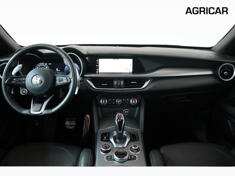 13 - Alfa Romeo Stelvio 2.2 turbo 210cv veloce q4 at8