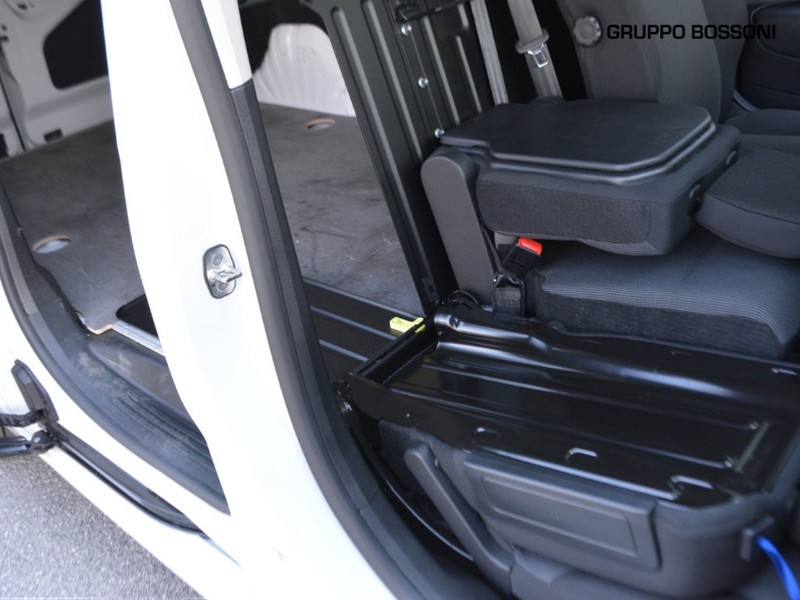 7 - Fiat Professional Doblò van 1.5 bluehdi 130cv lh1 at8