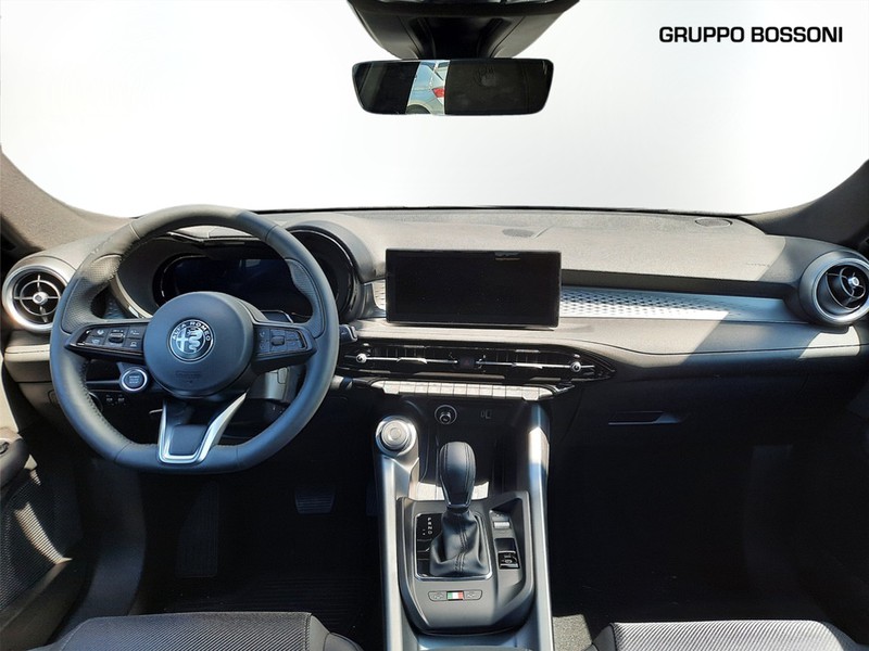 7 - Alfa Romeo Tonale 1.5 hybrid 130cv sprint tct7