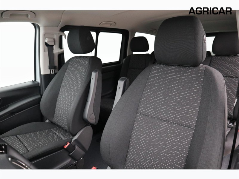 7 - Mercedes Vans Vito mixto 116 cdi long select 9g-tronic