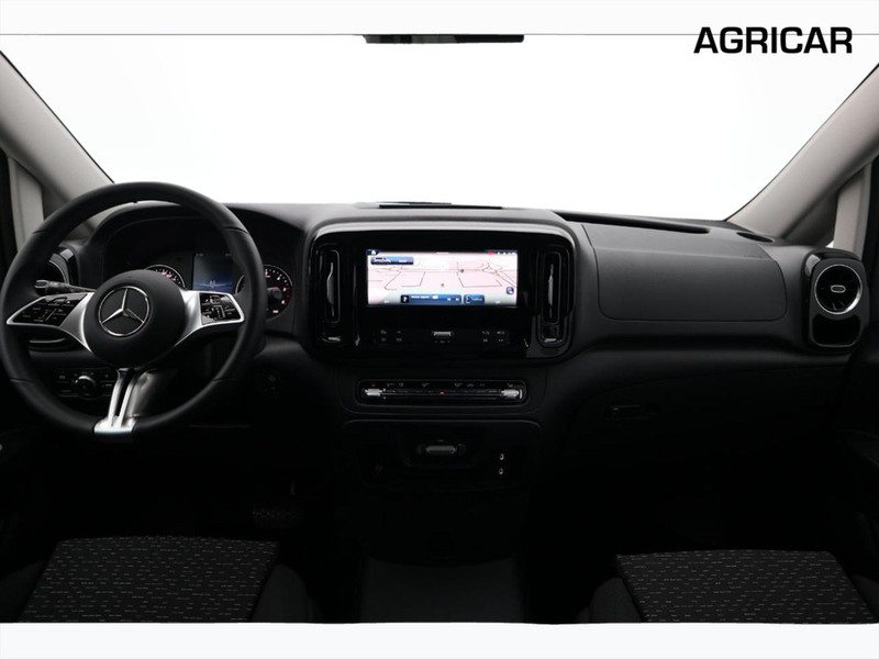 13 - Mercedes Vans Vito mixto 116 cdi long select 9g-tronic