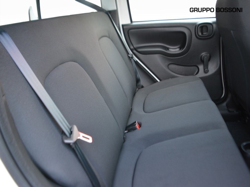 7 - Fiat Panda 1.0 firefly hybrid 70cv s&s