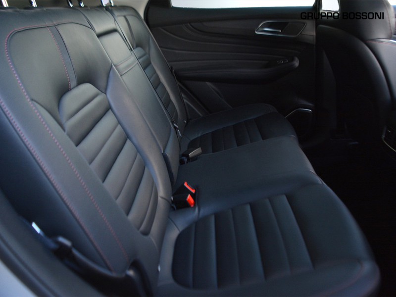 7 - Mg HS 1.5 t-gdi luxury dct