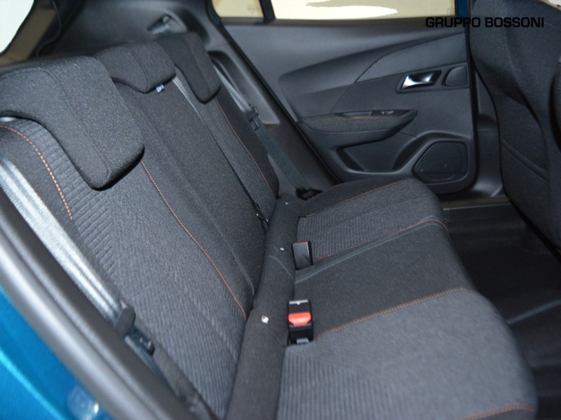 7 - Peugeot 2008 1.2 hybrid 145cv style e-dcs6