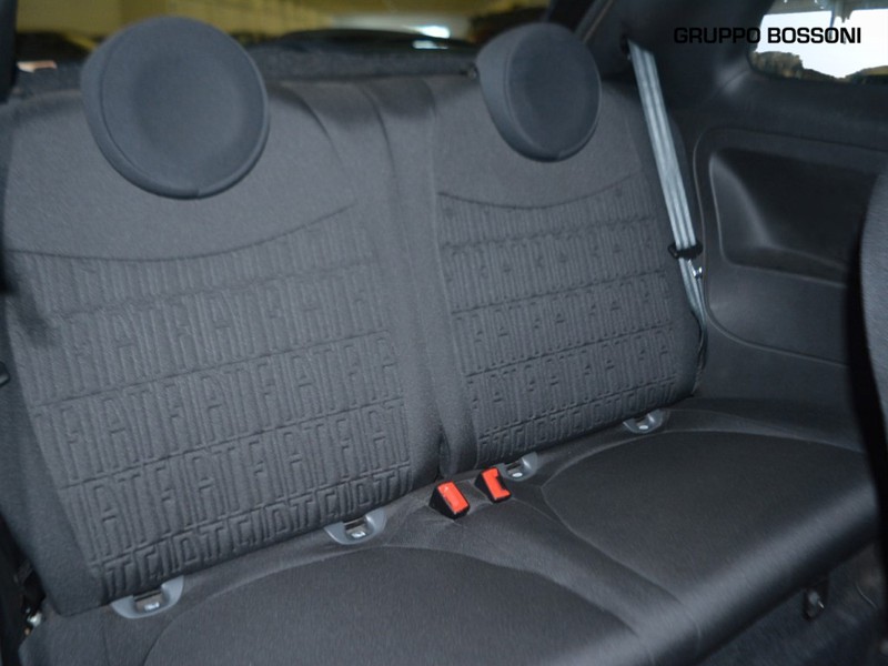 7 - Fiat 500 1.0 firefly hybrid 70cv dolcevita