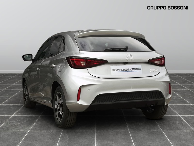 7 - Mg MG3 1.5 hybrid+ luxury
