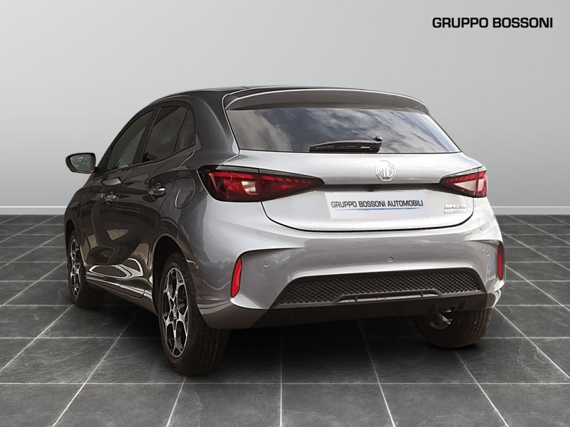 7 - Mg MG3 1.5 hybrid+ luxury