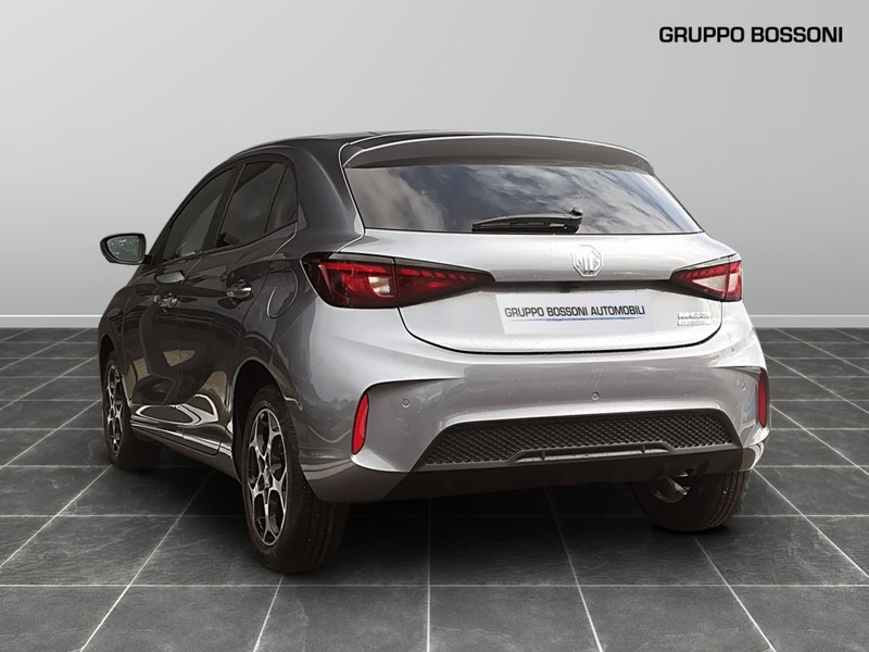 7 - Mg MG3 1.5 hybrid+ luxury