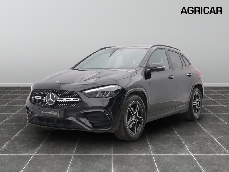1 - Mercedes GLA 200 d amg line premium 8g-dct