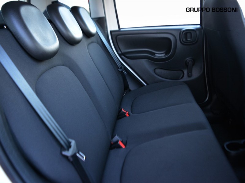 7 - Fiat Panda 1.0 firefly hybrid 70cv s&s