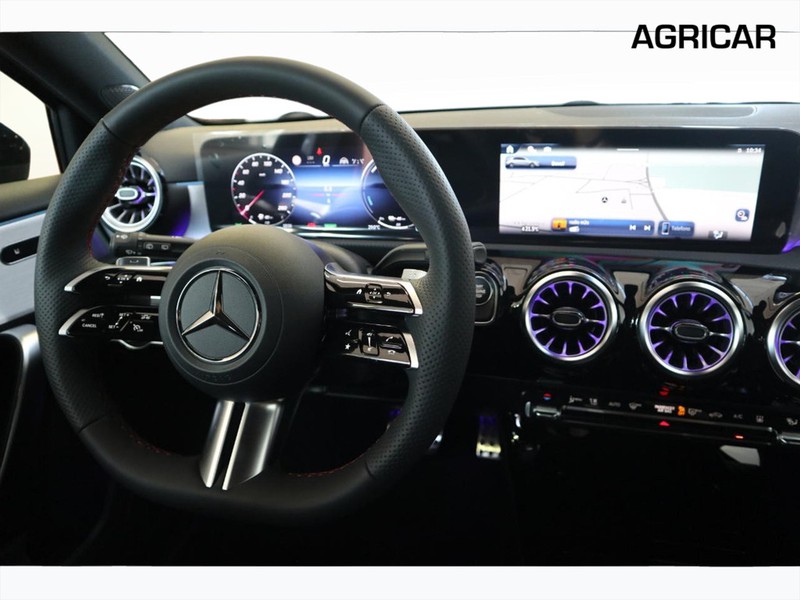 13 - Mercedes Classe A 250 e plug-in-hybrid amg line advanced plus speedshift dct amg 8g