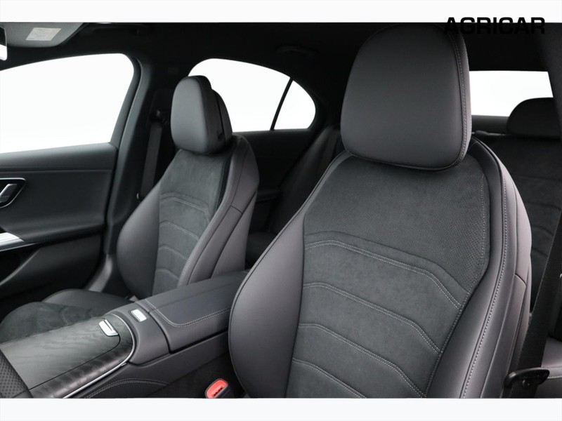 7 - Mercedes Classe E berlina 220 d amg line advanced 4matic 9g-tronic