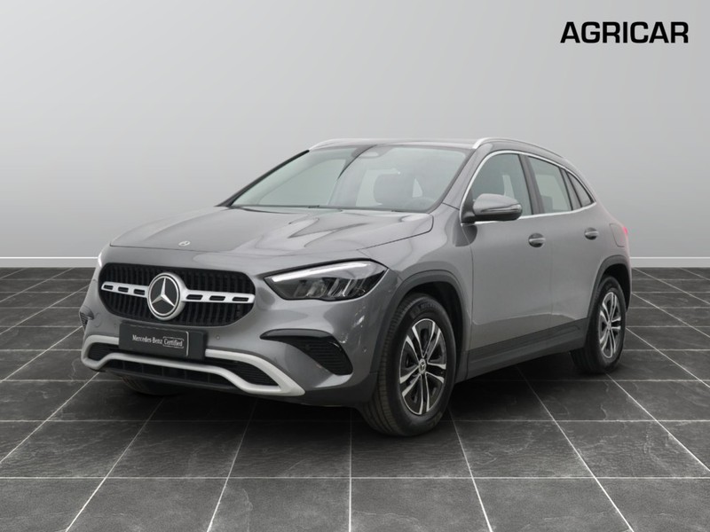 1 - Mercedes GLA 180 d advanced 8g-dct