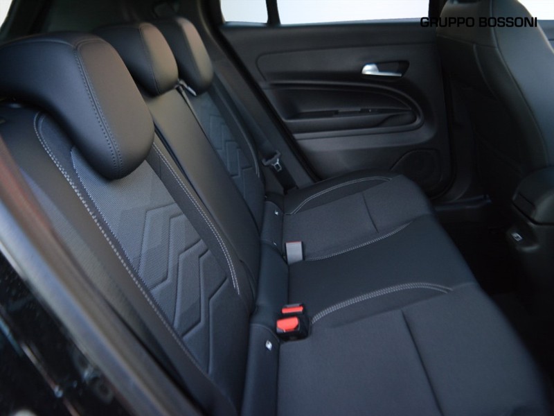7 - Jeep Avenger 1.2 turbo e-hybrid mhev 110cv summit fwd edct6