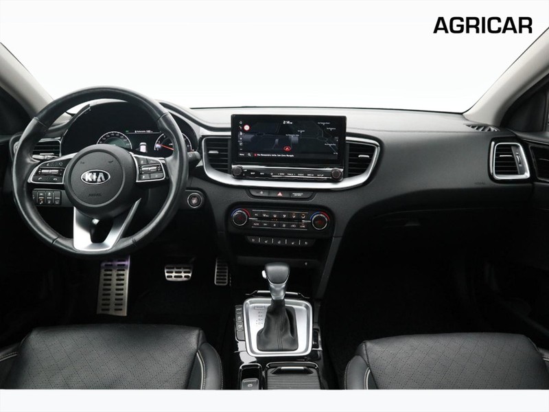 13 - Kia Xceed 1.4 t-gdi 140cv evolution lounge pack 2wd dct