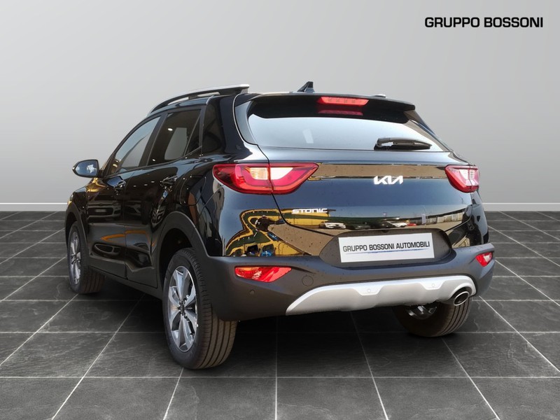7 - Kia Stonic 1.0 t-gdi mhev 100cv style special edition dct