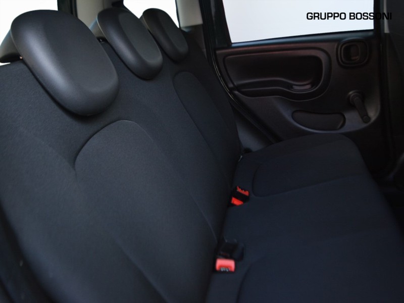 7 - Fiat Panda cross 1.0 firefly hybrid 70cv s&s 5p.ti