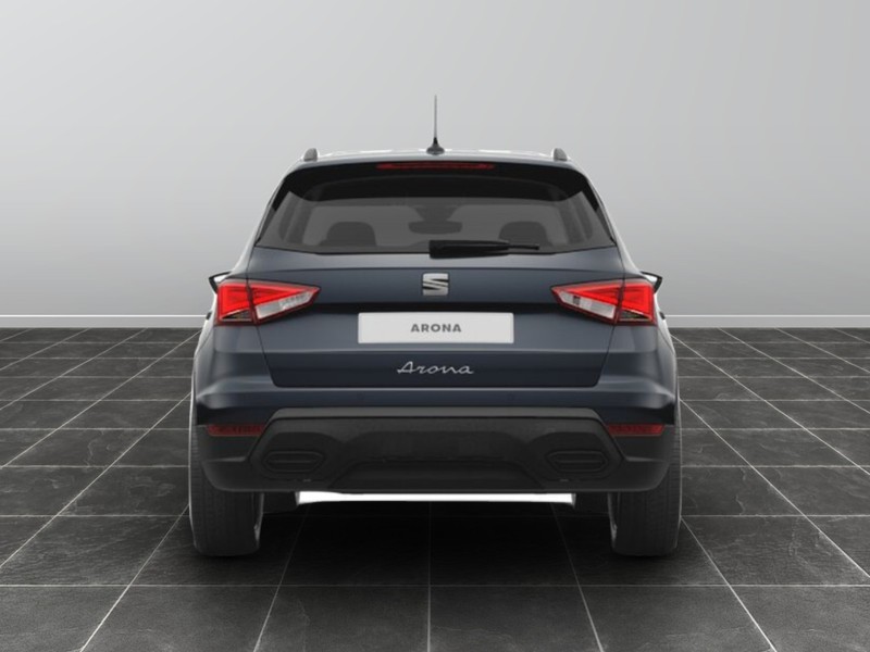 7 - Seat Arona 1.0 ecotsi 95cv black edition