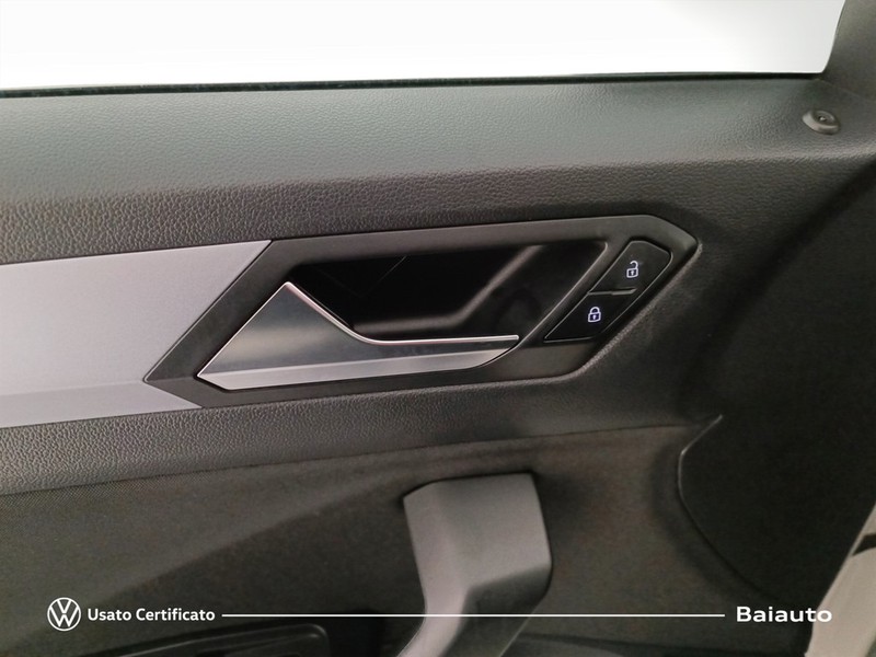 19 - Volkswagen T-Roc 1.5 tsi act life