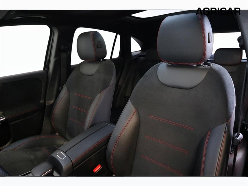 7 - Mercedes GLA 250 e plug in hybrid (e eq-power) premium 8g-dct