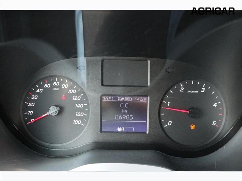 7 - Mercedes Vans Sprinter 317 2.0 cdi f 37/35 rwd h2