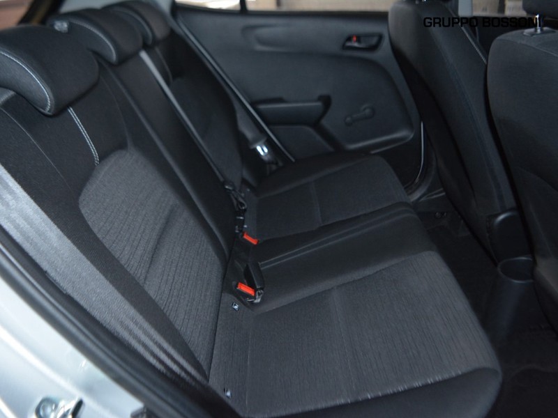 7 - Kia Picanto 1.0 dpi urban