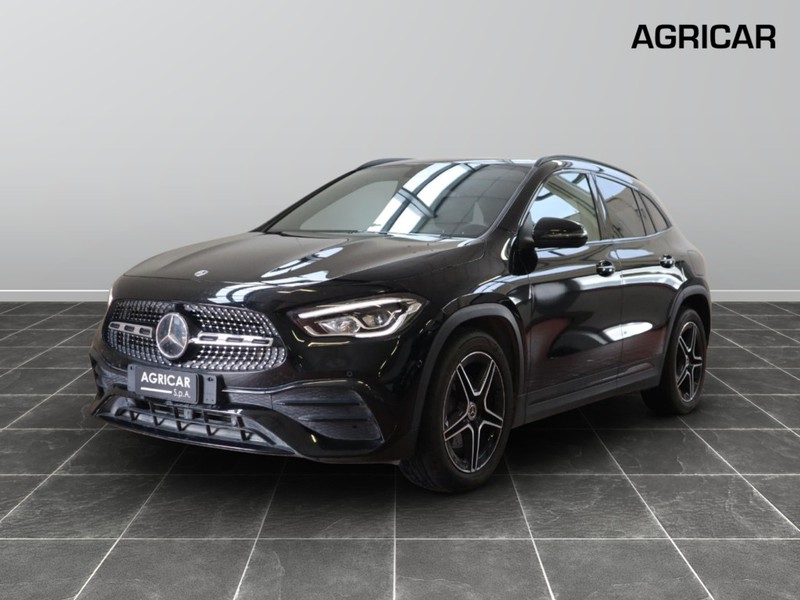 1 - Mercedes GLA 200 d premium 8g-dct