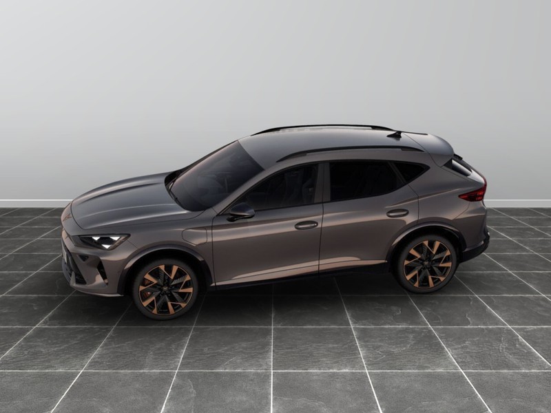 7 - Cupra Formentor 1.5 e-hybrid 272cv vz extreme dsg